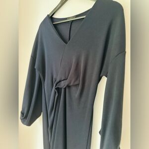 COS size XS Elegant Black V-Neck Dress